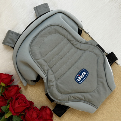 Chicco Premium Baby Carrier with Ergonomic Hip Seat